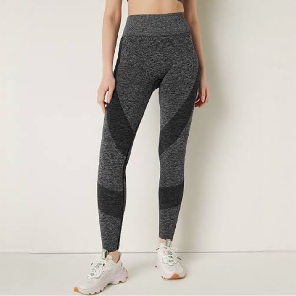 PINK Victoria’s Secret Seamless High Waisted Workout Tight, Full Length